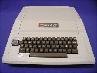 Apple II+ de frente